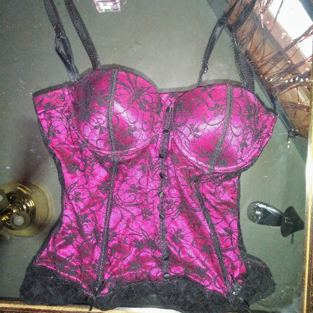 Rosalie fuschia with black lace corset